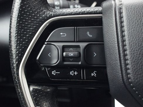 Used 2022 Toyota Tundra SR5 image 9