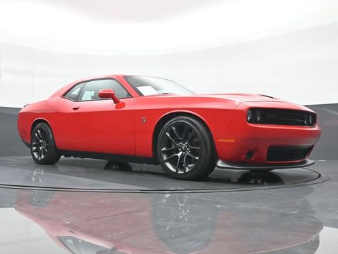 Used 2021 Dodge Challenger R/T Scat Pack image 24