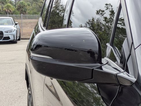 Used 2023 Honda Passport Elite image 13