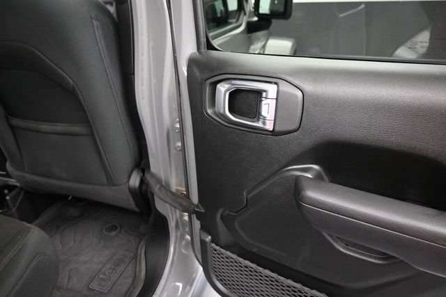 Used 2022 Jeep Gladiator Sport AWD/4WD image 20