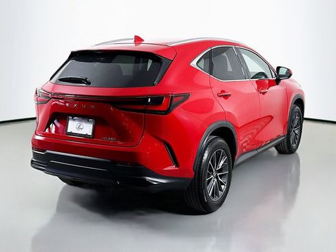 Used 2025 Lexus NX 250 250 Premium w/ Accessory Package (Z1) image 5