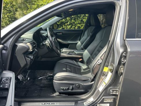 Used 2017 Lexus IS 200t F Sport w/ F Sport Package image 11