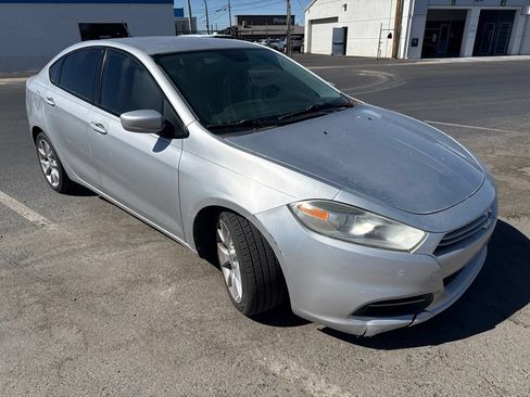 Used 2013 Dodge Dart SXT FWD image 2