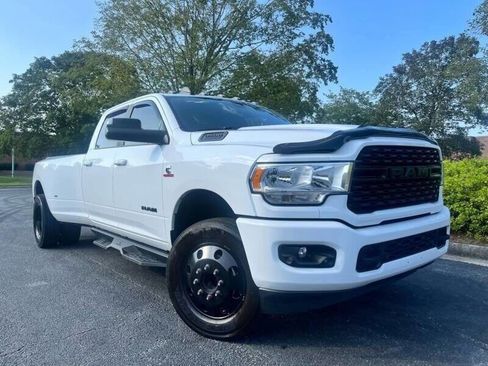 Used 2022 RAM 3500 Big Horn w/ Level C Equiment Group image 4