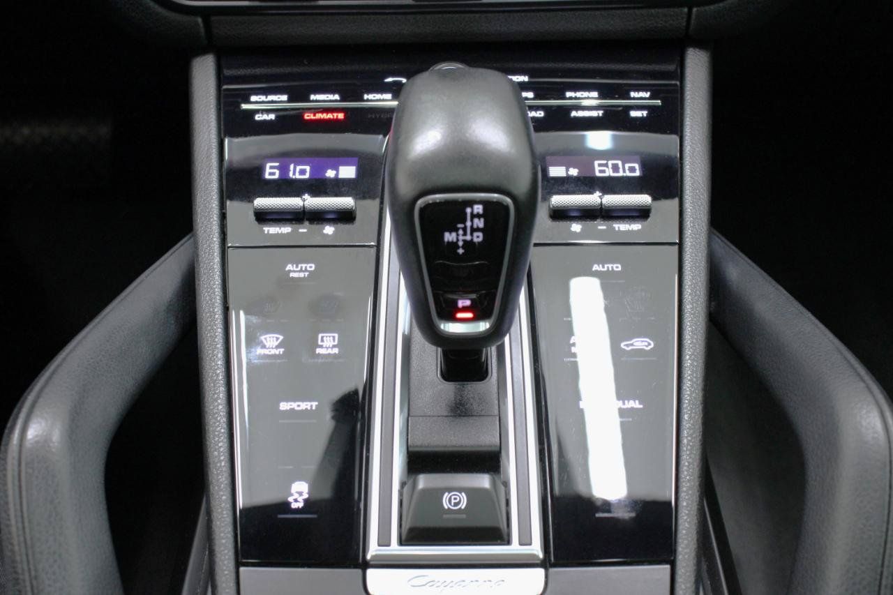 Used 2020 Porsche Cayenne AWD/4WD image 62
