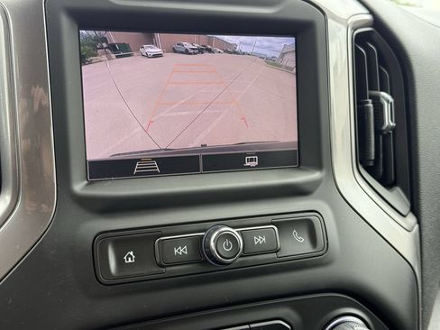 Used 2023 Chevrolet Silverado 1500 Custom AWD/4WD image 19