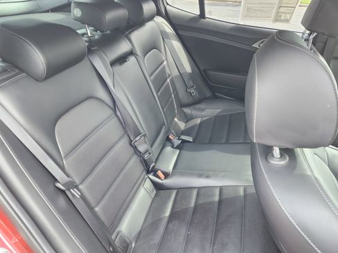 Used 2018 Kia Stinger GT2 AWD/4WD image 23