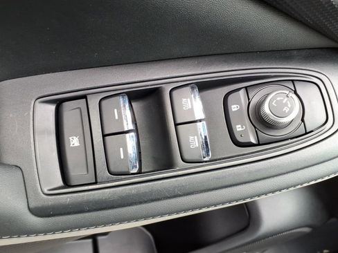 Certified 2022 Subaru Forester Limited image 11