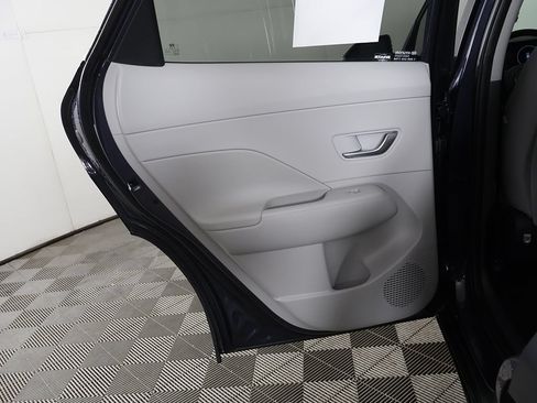 Used 2025 Hyundai Kona Limited AWD/4WD image 26