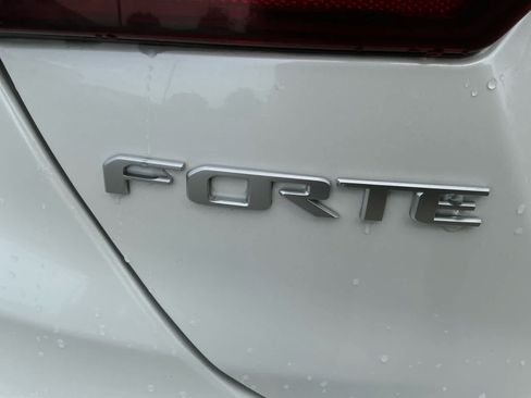Used 2024 Kia Forte GT-Line w/ GT-Line Premium Package FWD image 20