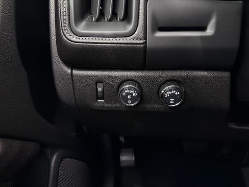 Certified 2022 GMC Canyon Elevation w/ Elevation Premium Package AWD/4WD image 21