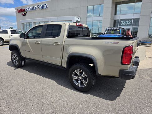 Used 2021 Chevrolet Colorado ZR2 AWD/4WD image 13
