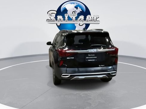 Certified 2022 Kia Seltos S image 8