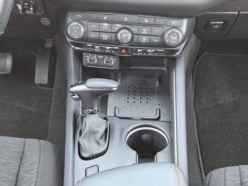 New 2025 Dodge Durango R/T w/ Blacktop Package image 17