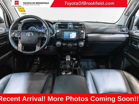 Used 2018 Toyota 4Runner TRD Off-Road Premium AWD/4WD image 11