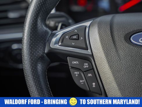 Used 2019 Ford Edge ST w/ Convenience Package image 31