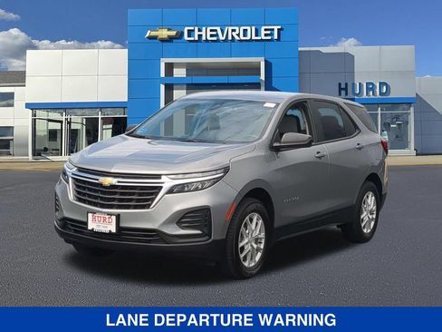 Used 2023 Chevrolet Equinox LS w/ LS Convenience Package AWD/4WD image 9