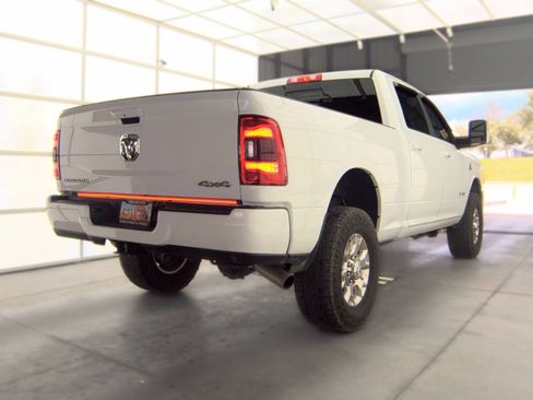 Used 2024 RAM 2500 Laramie w/ Safety Group AWD/4WD image 3