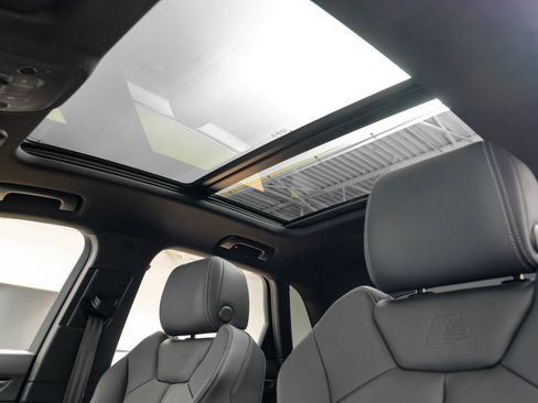 Used 2023 Audi Q3 2.0T Premium image 5