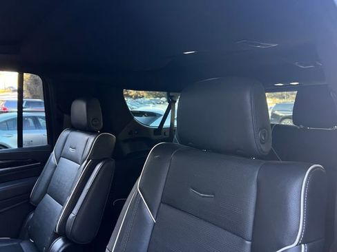 Used 2021 Cadillac Escalade ESV Sport w/ Driver Assist Tech Package image 23