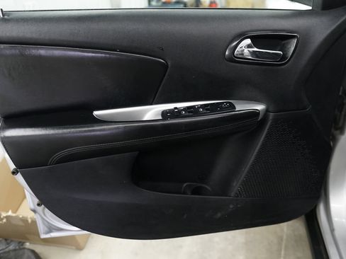 Used 2014 Dodge Journey SXT w/ Flexible Seating Group AWD/4WD image 16
