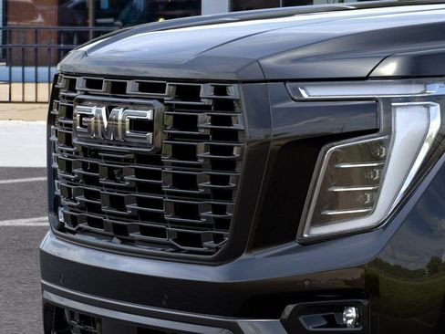 New 2026 GMC Yukon XL Denali Ultimate AWD/4WD image 13