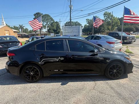 Used 2020 Toyota Corolla SE FWD image 4