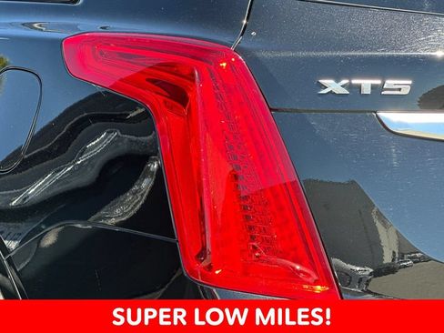 Used 2018 Cadillac XT5 Platinum w/ Driver Assist Package AWD/4WD image 27