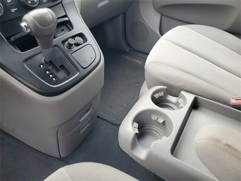 Used 2012 Kia Sedona LX w/ PWR Pkg image 27