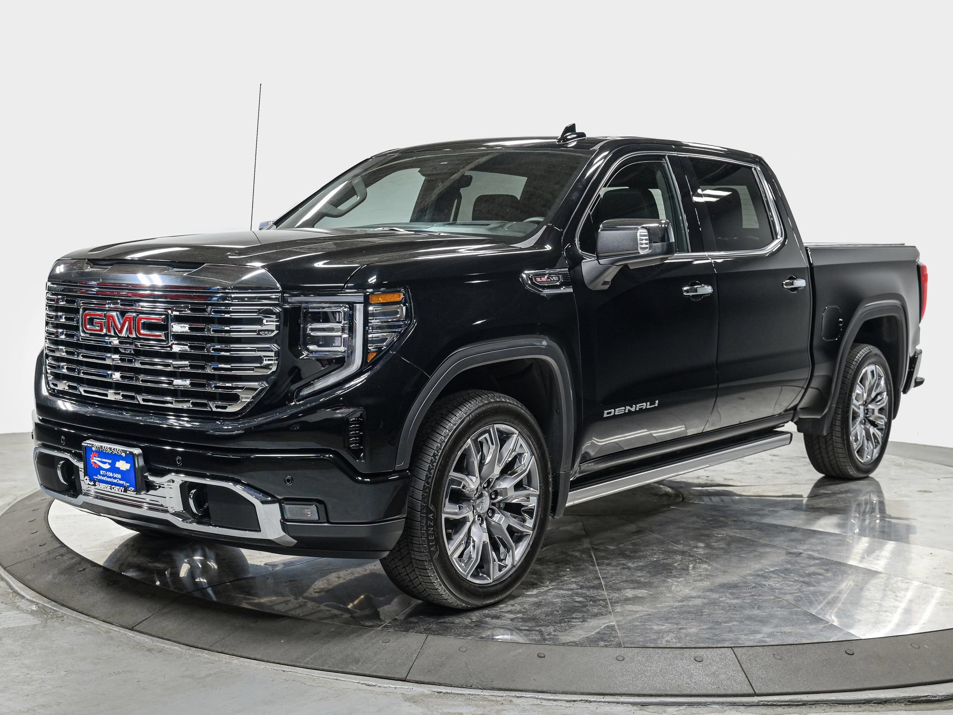 Used 2026 GMC Sierra 1500 Denali AWD/4WD image 1