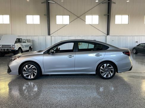 Used 2025 Subaru Legacy Limited AWD/4WD image 4