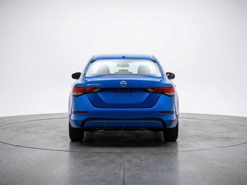 Used 2025 Nissan Sentra SV image 7