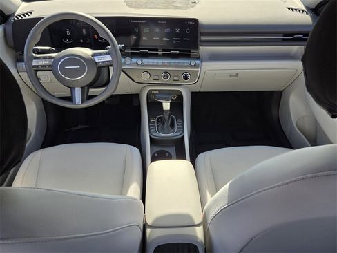 Certified 2024 Hyundai Kona SE image 13