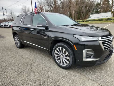 Used 2023 Chevrolet Traverse Premier w/ LPO, Floor Liner Package image 3