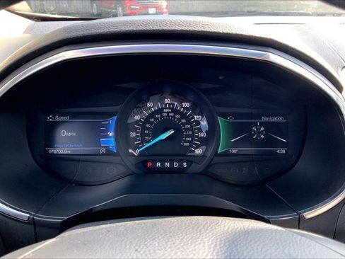 Used 2020 Ford Edge Titanium AWD/4WD image 19