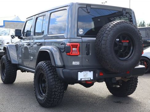 Used 2019 Jeep Wrangler Unlimited Rubicon AWD/4WD image 3