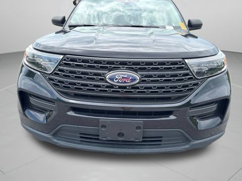 Used 2024 Ford Explorer XLT AWD/4WD image 30