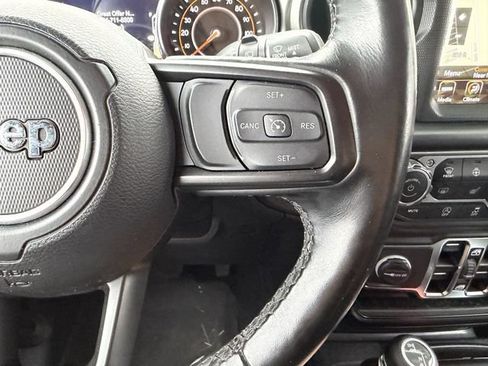 Used 2021 Jeep Wrangler Unlimited Sport AWD/4WD image 16