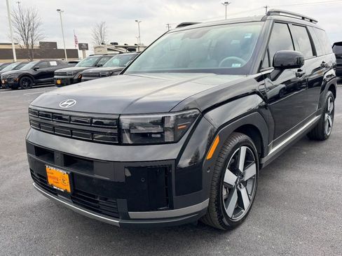 Used 2024 Hyundai Santa Fe Limited image 8