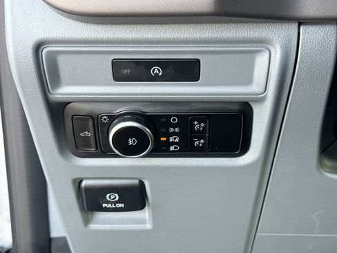 Used 2025 Ford F150 XLT w/ Equipment Group 301A Standard image 14