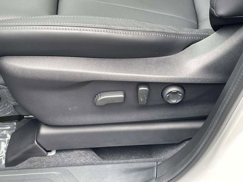 New 2026 Subaru Ascent Limited image 21