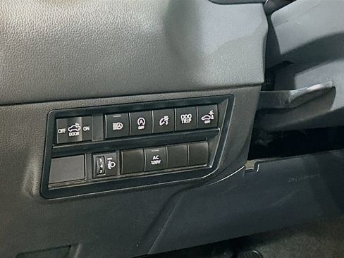 Used 2023 Toyota Tundra Limited w/ Power Package AWD/4WD image 8
