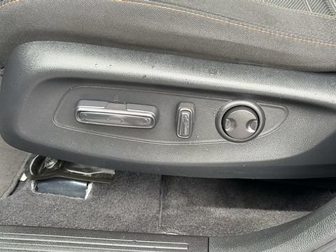 Used 2023 Honda CR-V Sport image 11