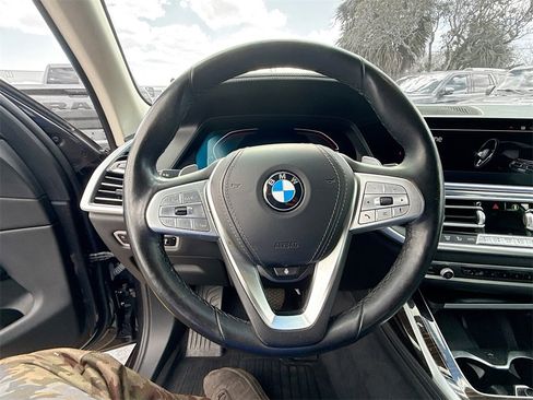 Used 2021 BMW X7 xDrive40i w/ Premium Package image 12
