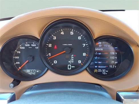 Used 2015 Porsche Boxster image 14