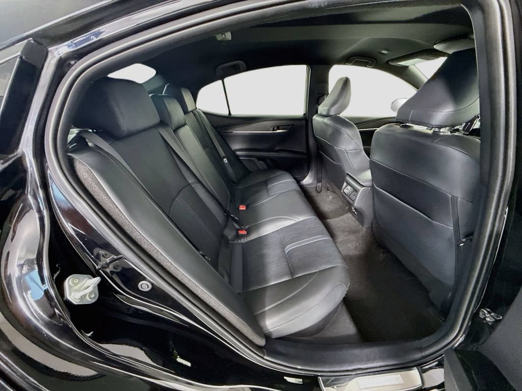 Used 2025 Toyota Camry XSE FWD image 22