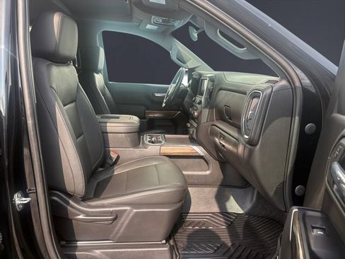 Used 2020 Chevrolet Silverado 1500 LT Trail Boss AWD/4WD image 15