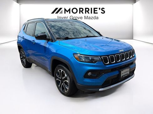 Used 2023 Jeep Compass Limited AWD/4WD image 3