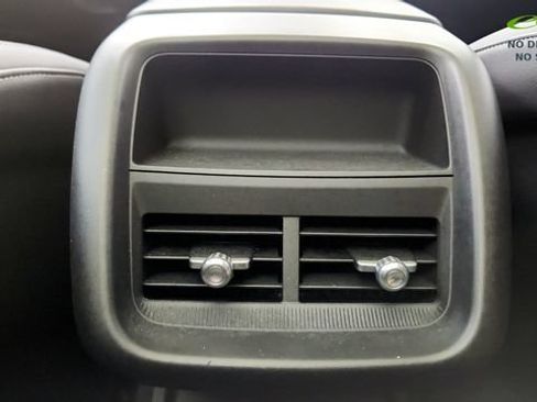 Used 2024 Cadillac Lyriq Tech RWD image 56