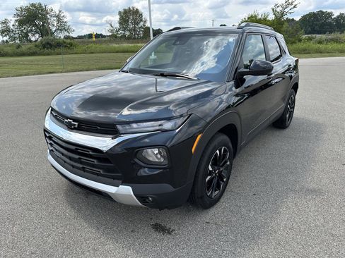 Used 2023 Chevrolet TrailBlazer LT w/ Convenience Package AWD/4WD image 14